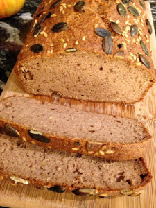 Pain sans céréales et sans œufs au psyllium Pain sans céréales et sans œufs au psyllium